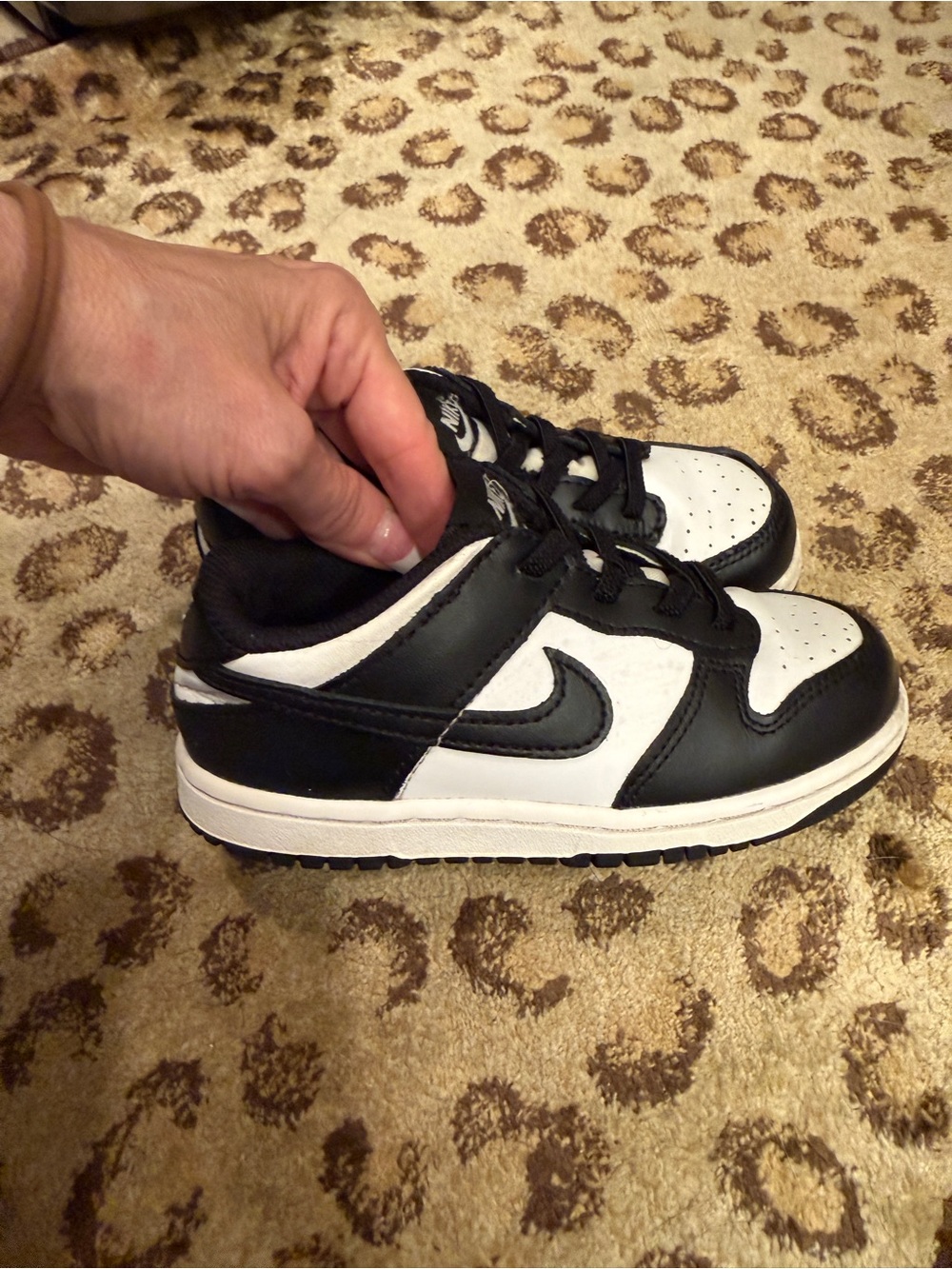 Nike Panda Dunk Low toddler shoes Size 9.5